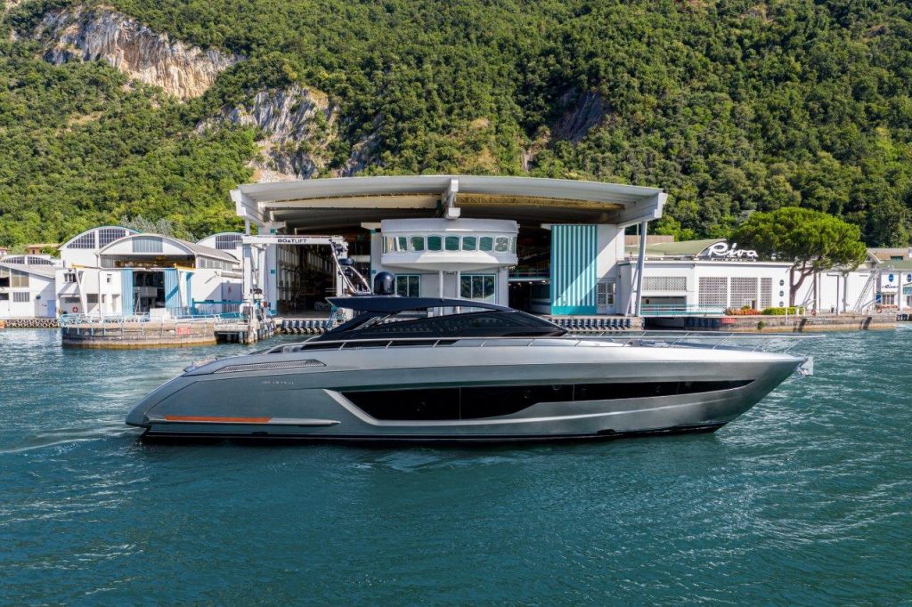 Riva 68 Diable: il nuovo diamante degli yacht open sotto i 70 piedi