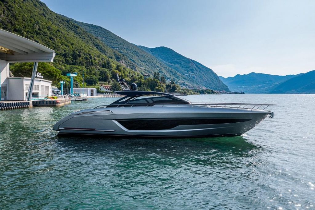 Ferretti Group Salone Nautico Genova 2021: il Diable 68’ e il Pershing 6X