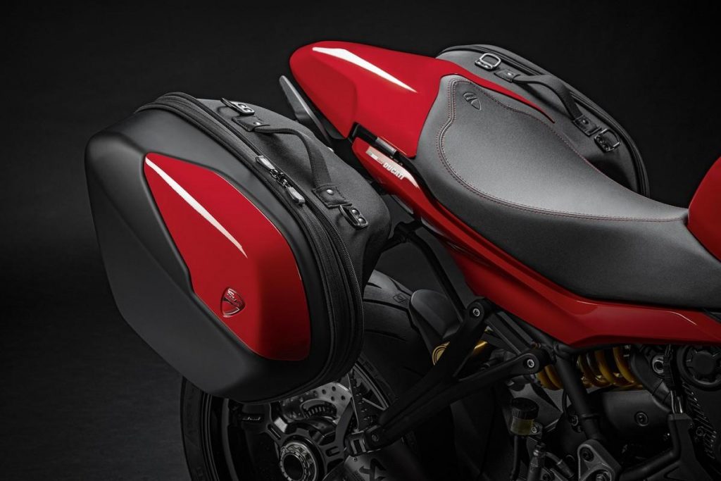 Viaggio accessori moto Ducati: borse e valigie Ducati Performance