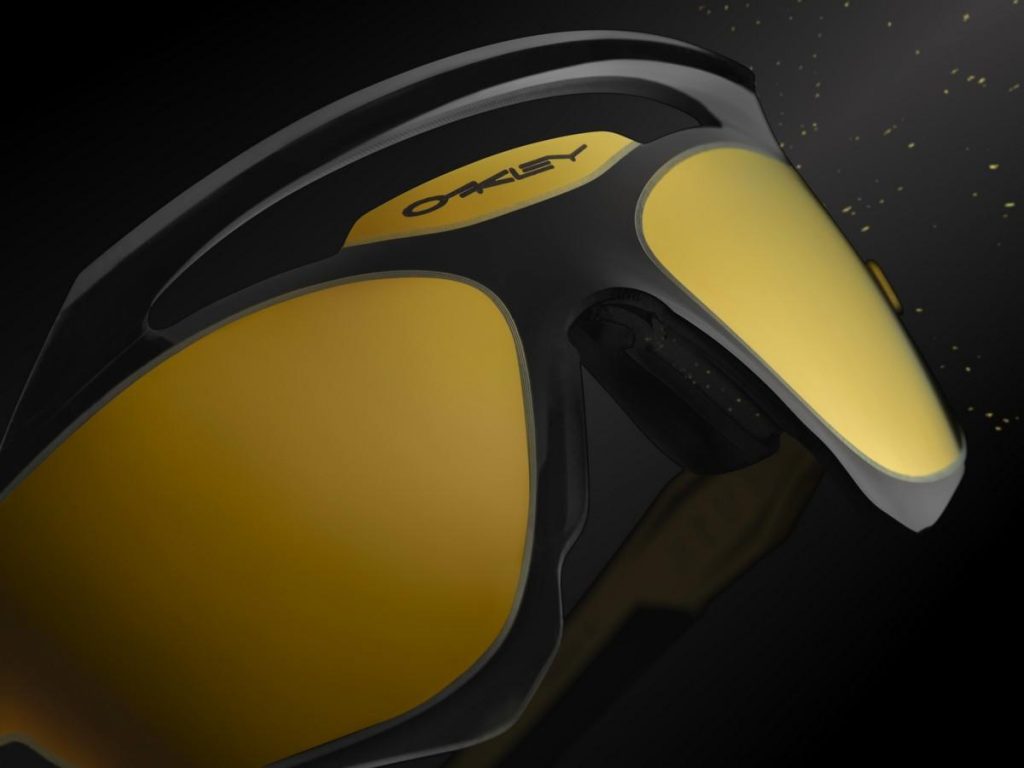 Occhiali sportivi Oakley Xeus 2021: la montatura futurista che evoca i guerrieri