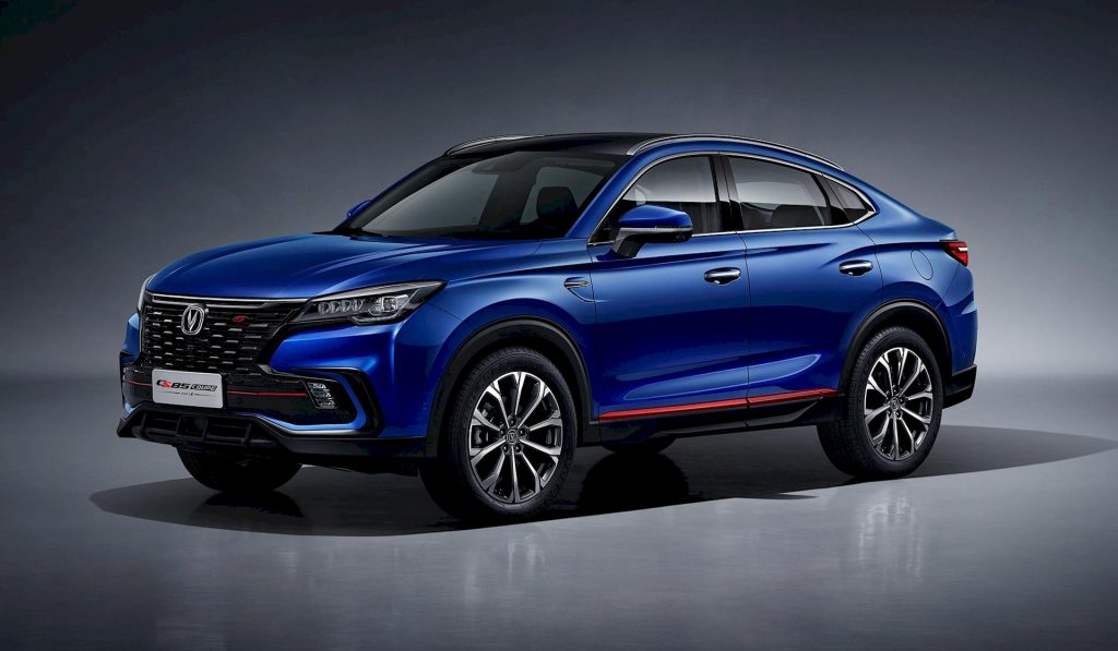 Changan CS85: il SUV coupé cinese un po’ BMW, un po’ Mitsubishi