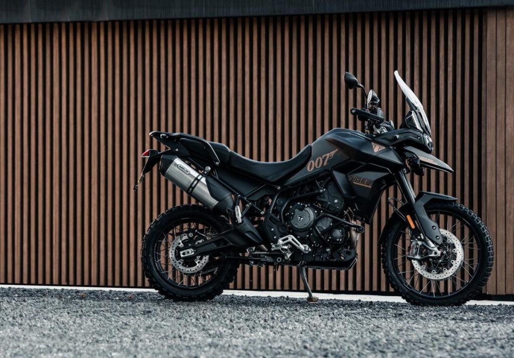 Triumph Tiger 900 Bond Edition: l’edizione in serie limitata della Tiger 900 Rally Pro