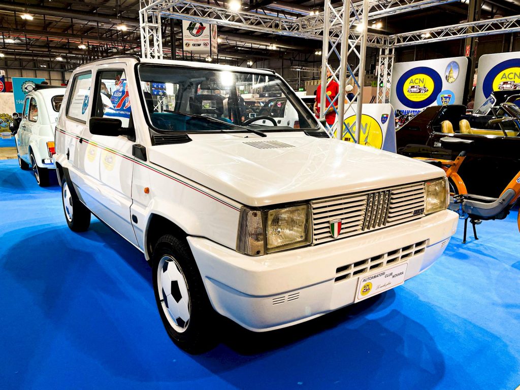 La mitica Fiat Panda Italia 90 a Milano AutoClassica 2021