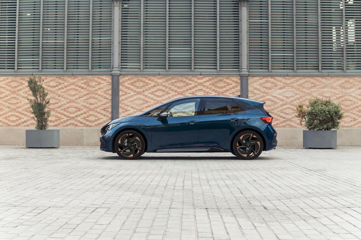 Nuova Cupra Born