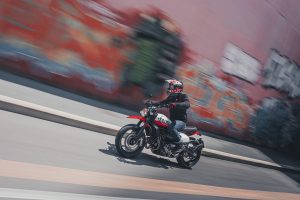 Ducati Scrambler Urban Motard (1)
