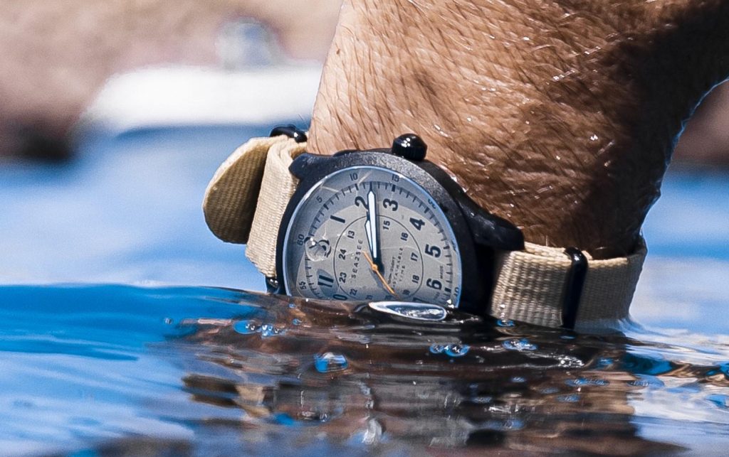 Sea2see: la collezione di orologi in plastica marina riciclata al 100%