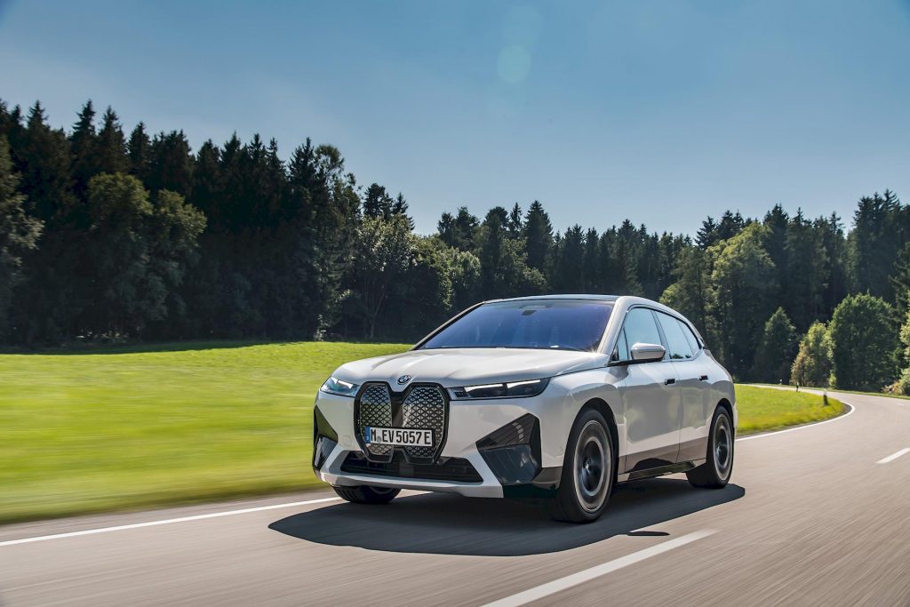 Nuova BMW iX: la recensione primo contatto