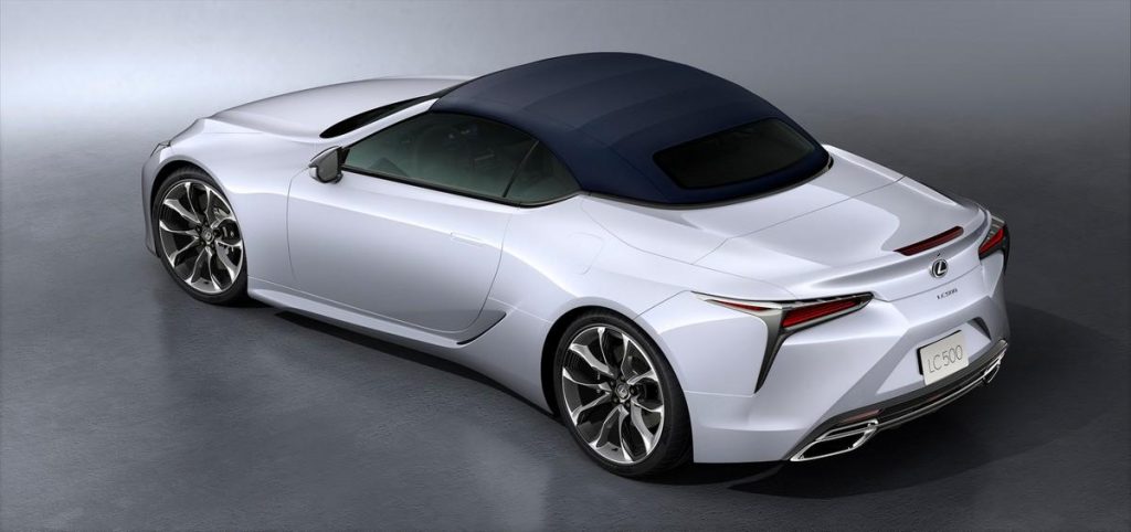 Lexus LC 2022: il nuovo allestimento Lexus Bespoke per Coupé e Convertible