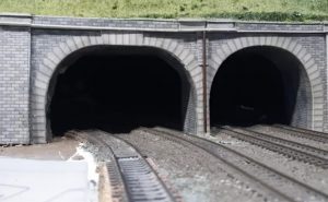 tunnel ferroviario