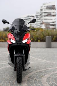 Aprilia SR GT