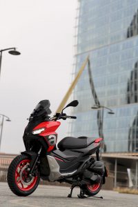 Aprilia SR GT