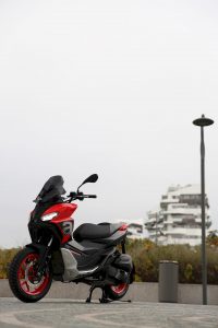 Aprilia SR GT