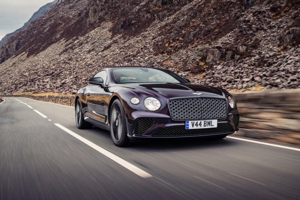 Bentley GT Mulliner Blackline: il nero più intenso