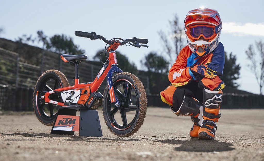 KTM 12eDRIVE e 16eDRIVE: mini moto elettriche per i piccoli futuri campioni