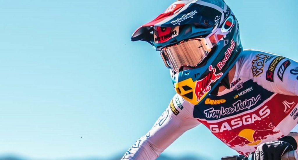 Casco Troy Lee Design SE5: nuove caratteristiche tecniche