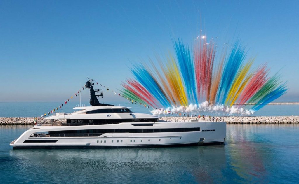 CRN MY RIO: varato il nuovo superyacht bespoke da 62 metri