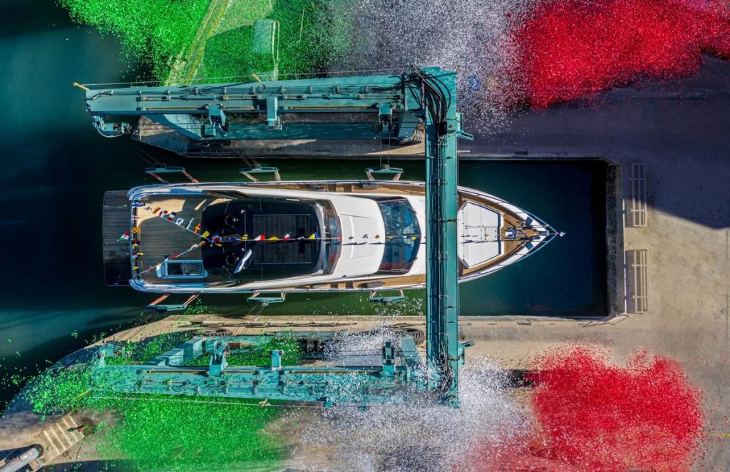 Ferretti Yachts 780 Club B: il varo presso il cantiere di Cattolica