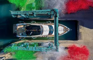 Ferretti Yachts 780 Club B
