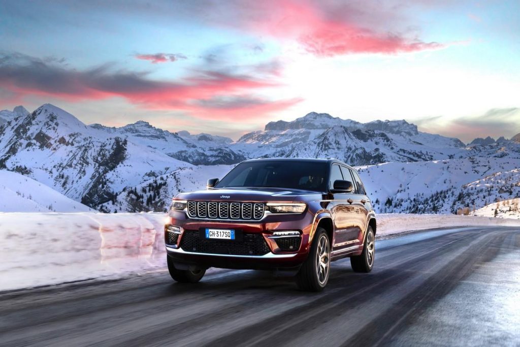 Jeep Grand Cherokee 4xe Exclusive Launch Edition con dotazione full optional