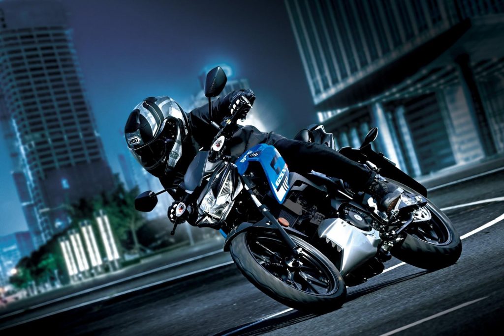 Suzuki GSX-S125: naked perfetta per i neo-patentati o per chi cerca una moto leggera ed economica