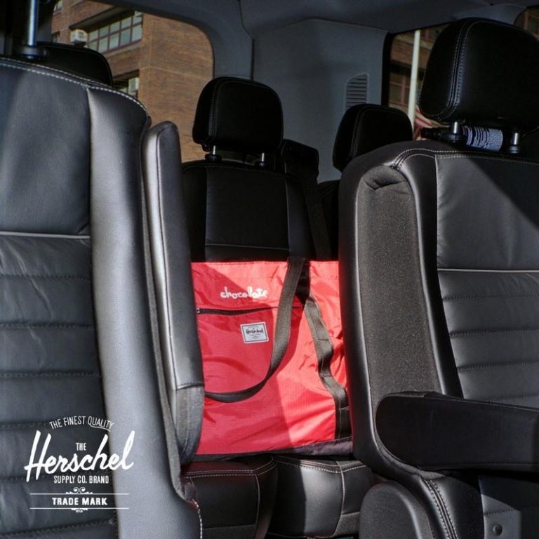 Chocolate X Herschel Supply la capsule collection dedicata agli skate trip