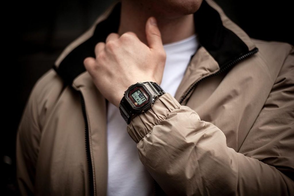 Casio G-Shock MRG-B5000: l’orologio che celebra l’iconico design del modello originale