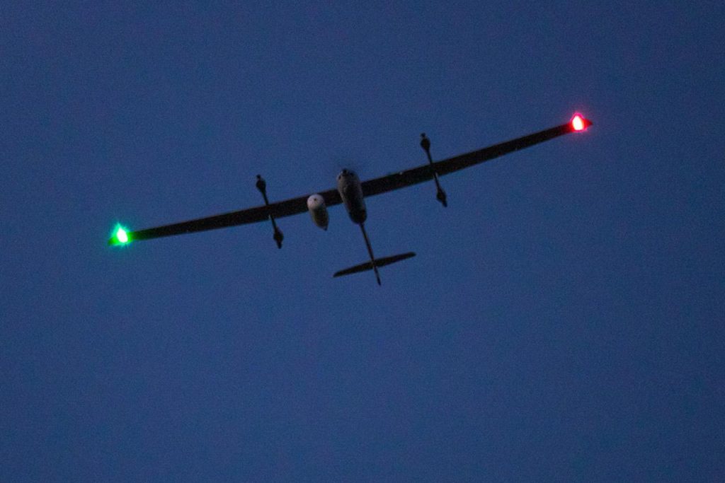 Il drone Lockheed Martin Stalker XVE vola per quasi 40 ore, un record.