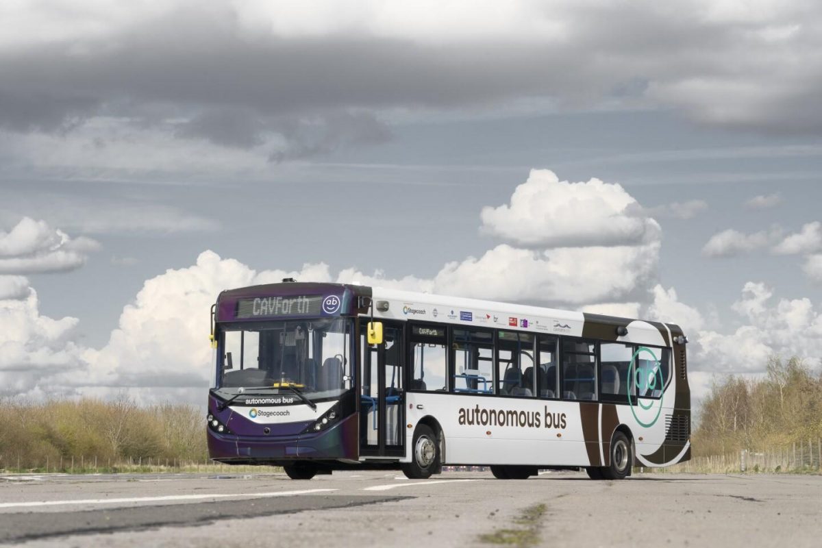 autobus guida autonoma