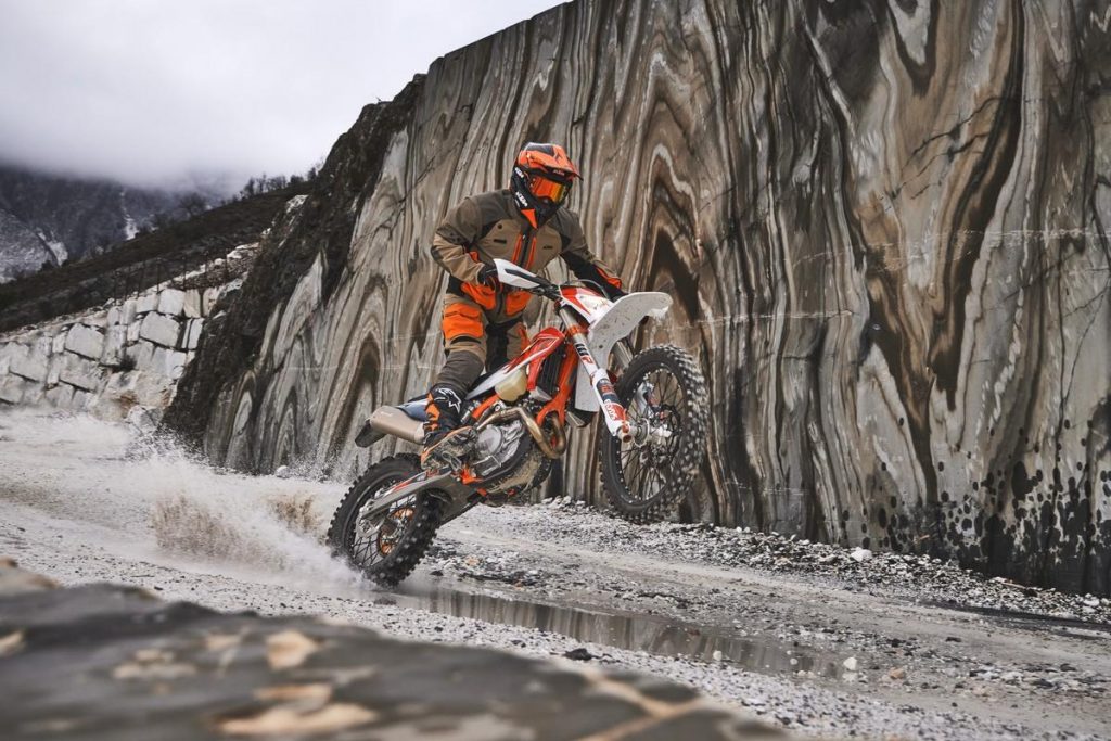 KTM gamma Enduro 2023: la motorizzazione giusta per ogni pilota