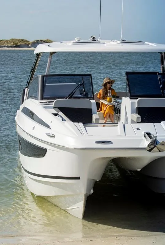 Aquila 32 Sport
