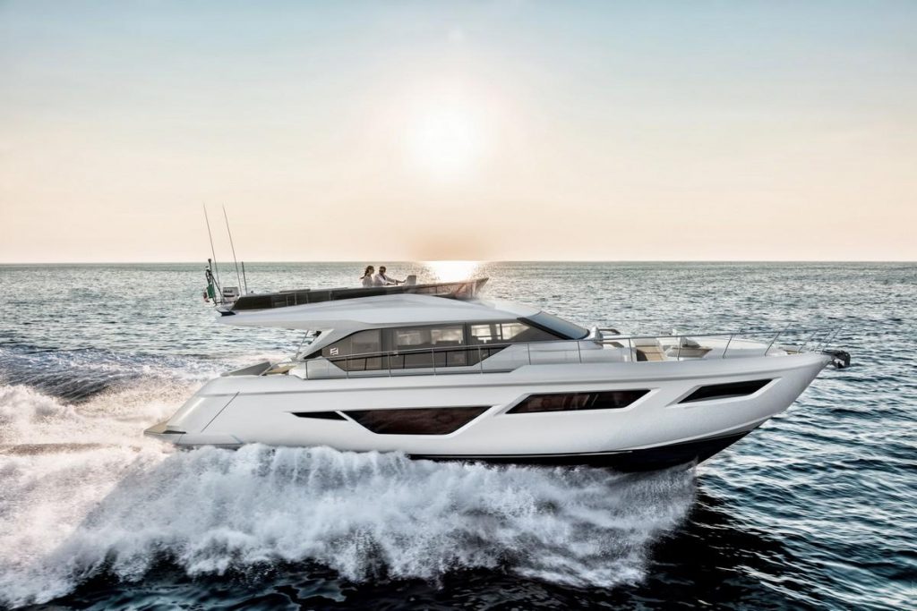 Ferretti Yachts 580: il nuovo flybridge dalle linee sportive e pulite