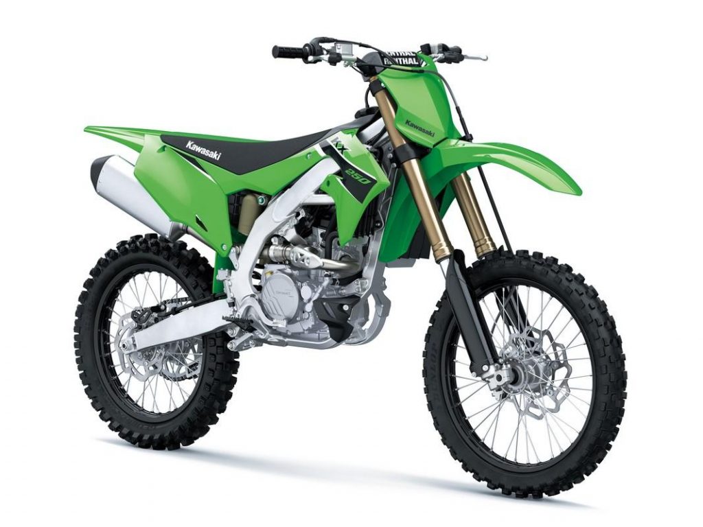 Kawasaki KX250 2023: aumenta la potenza riducendo i tempi sul giro