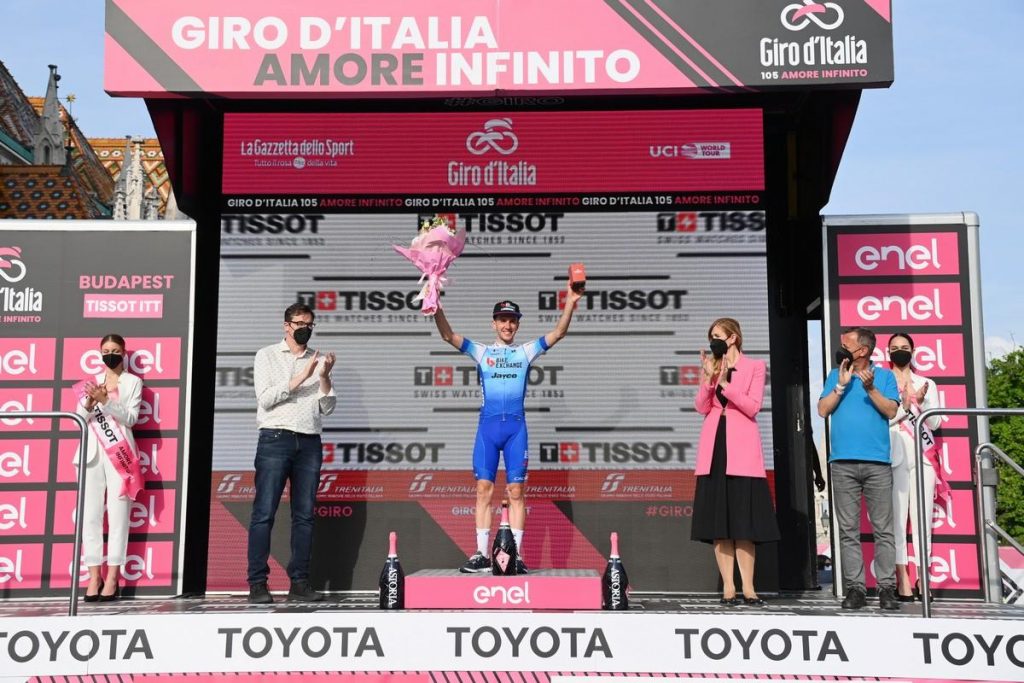 Tissot T-Race Cycling Giro d’Italia 2022: l’orologio in edizione speciale