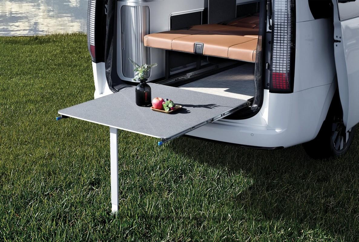 Hyundai Staria Lounge Camper 