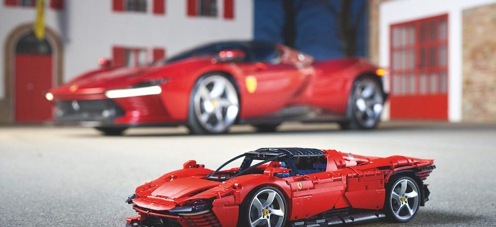 Lego Ferrari Daytona SP3: il nuovo set dal 1° giugno a € 399,99