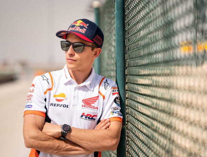 Occhiali da sole Oakley MotoGP 2022 (2)