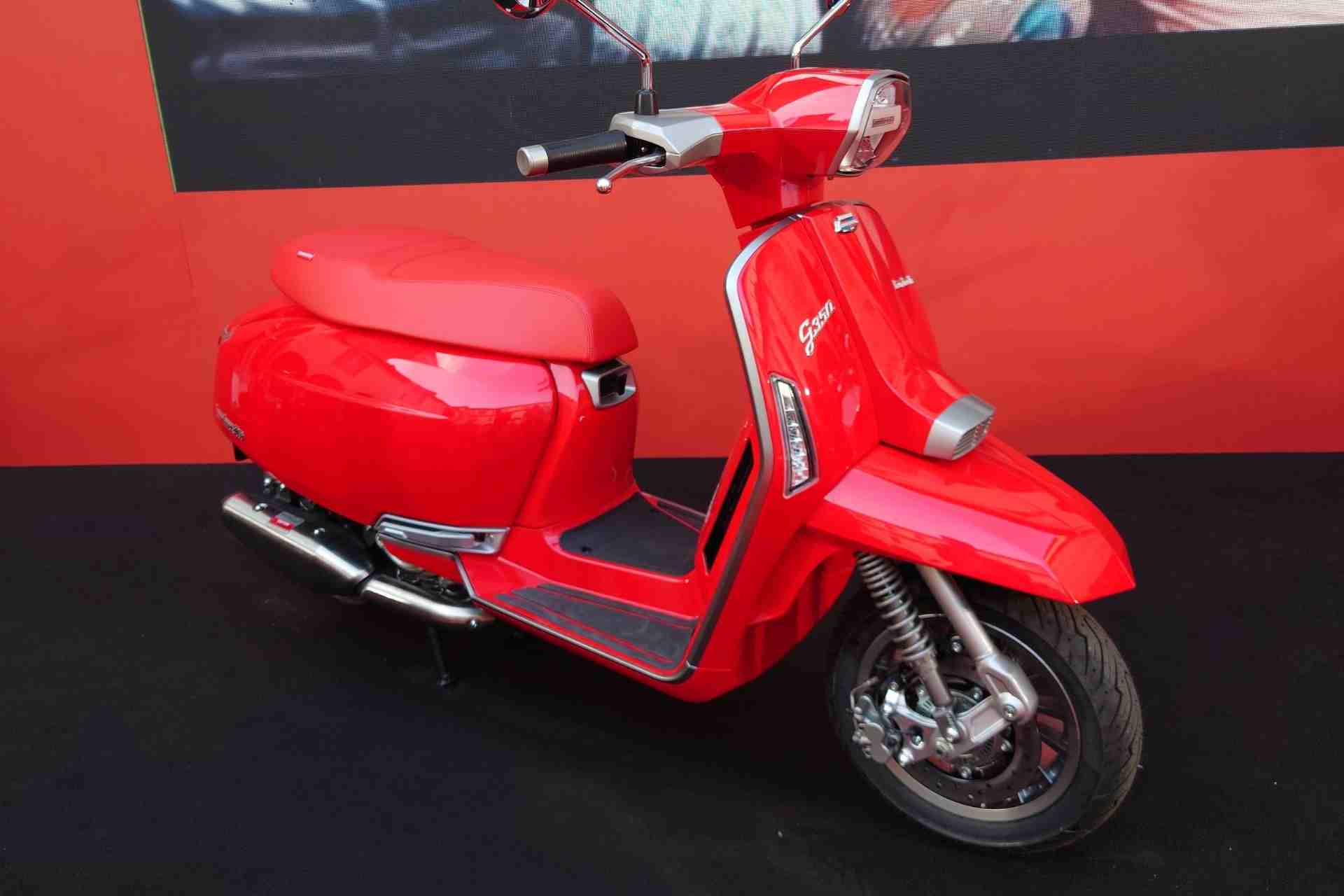 Lambretta X300