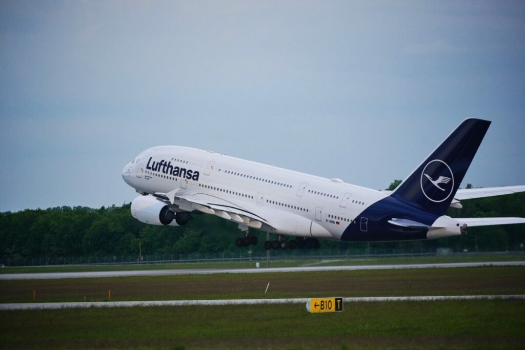 Lufthansa conferma il ritorno di tutti gli A380 che avranno anche la nuova business class