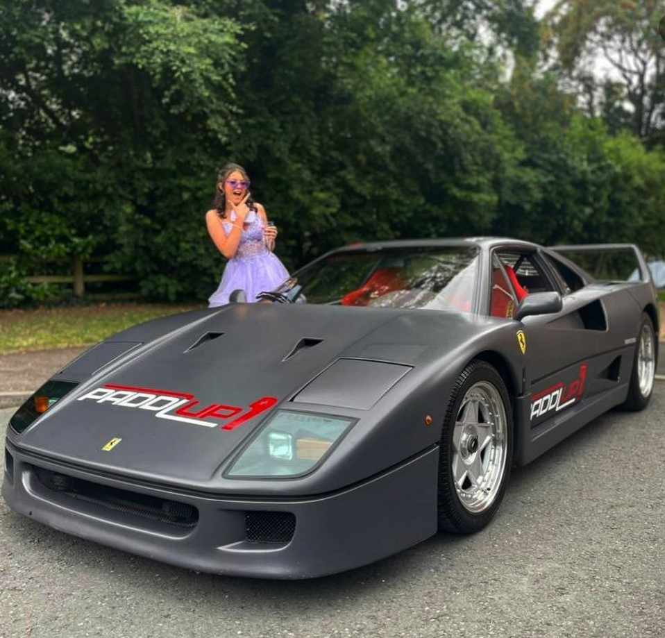 Riceve in regalo una Ferrari F40 ma la rifiuta per una Limousine