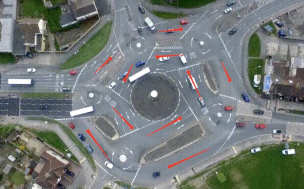 La Magic Roundabout di Swindow è la rotatoria complicata perfetta