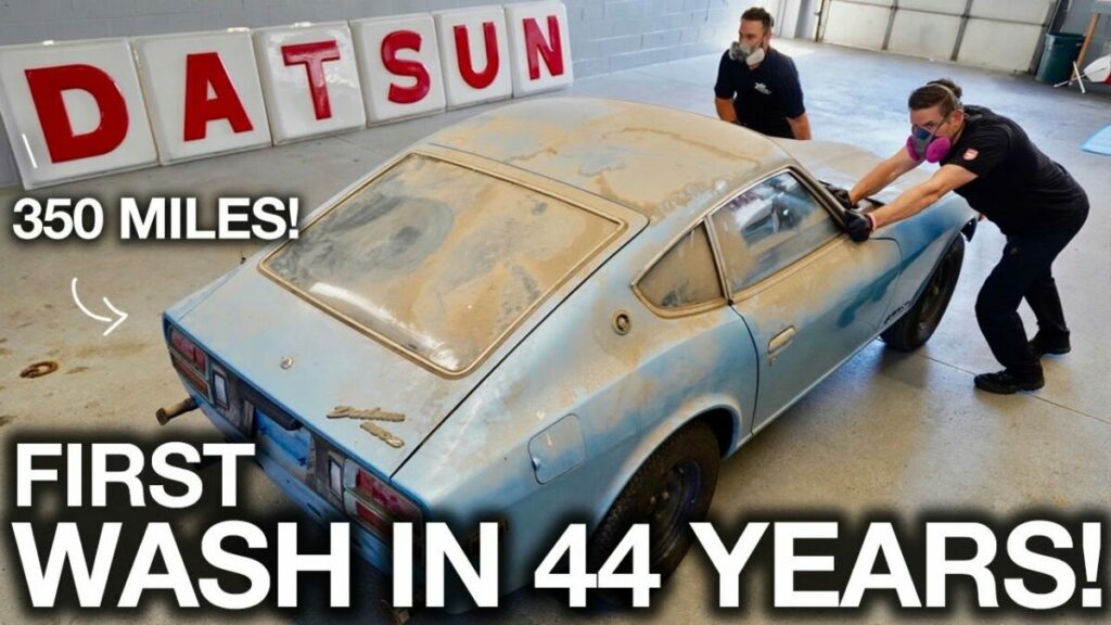 Lavano una Datsun per la prima volta dopo 44 anni: il risultato è incredibile.