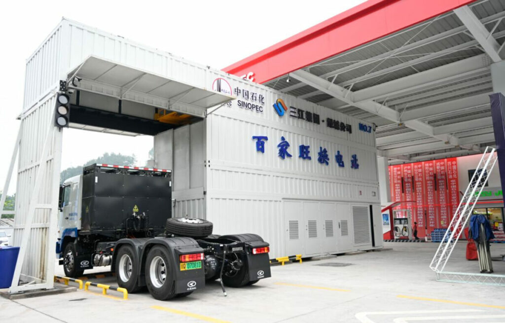 La Cina non si ferma: arriva il battery swap anche per i camion.