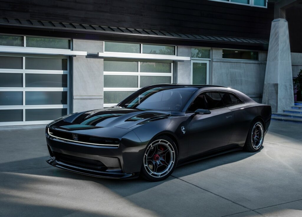 Dodge Charger Daytona SRT Concept: la spettacolare muscle car elettrificata