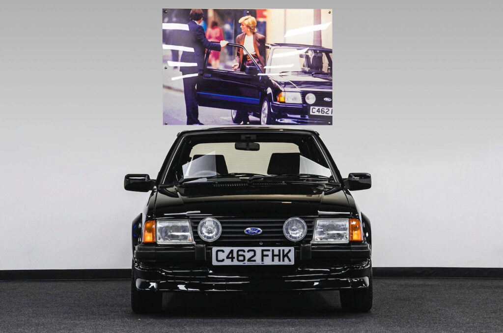 La Ford Escort RS Turbo che guidava Lady Diana venduta a 869.000 euro