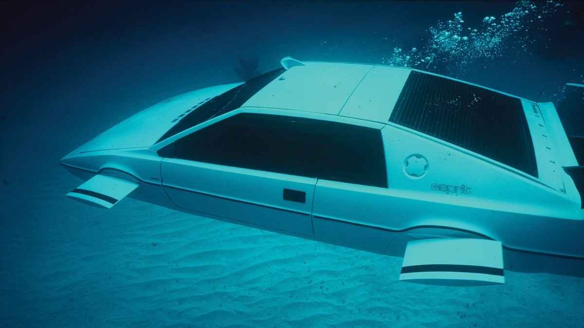 Lotus Esprit Submarine Car