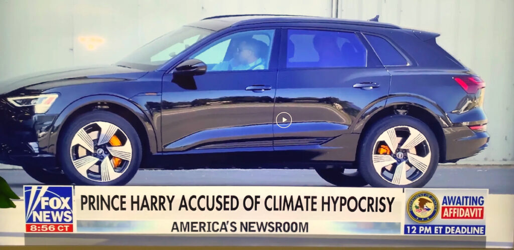 Accusano Harry perchè guida un SUV a benzina, ma è un’Audi E-Tron elettrica
