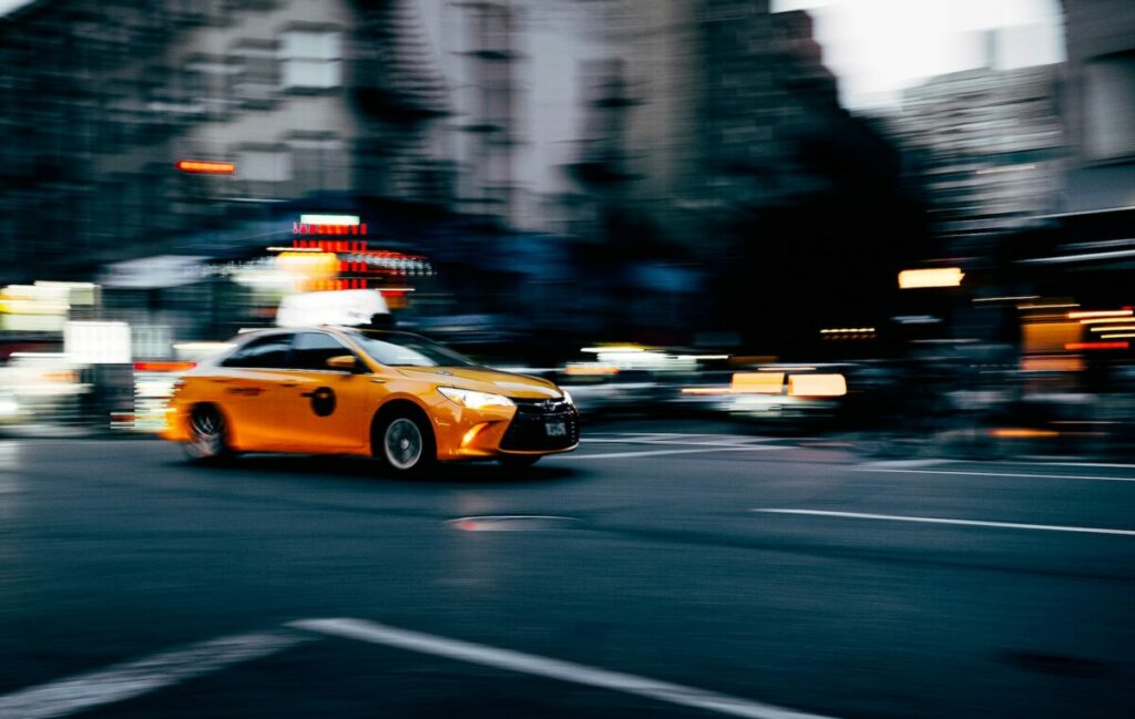 New York inizia a testare i limitatori di velocità attivi