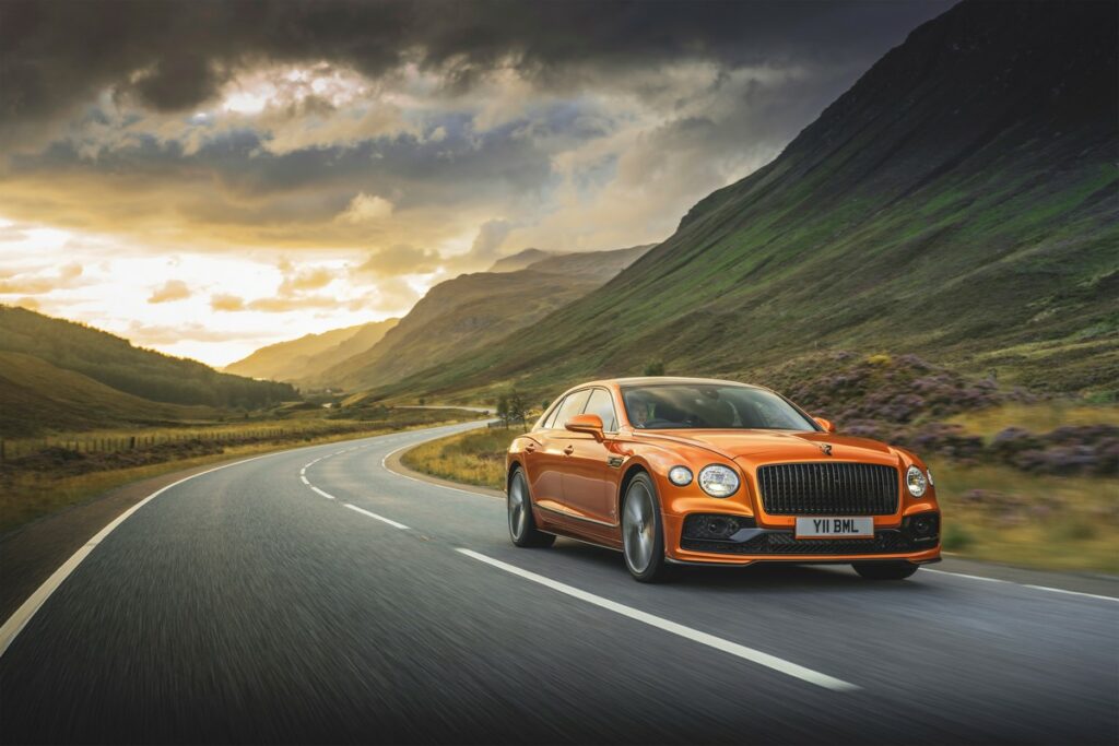 Bentley Flying Spur Speed: il modello più performante con motore W12