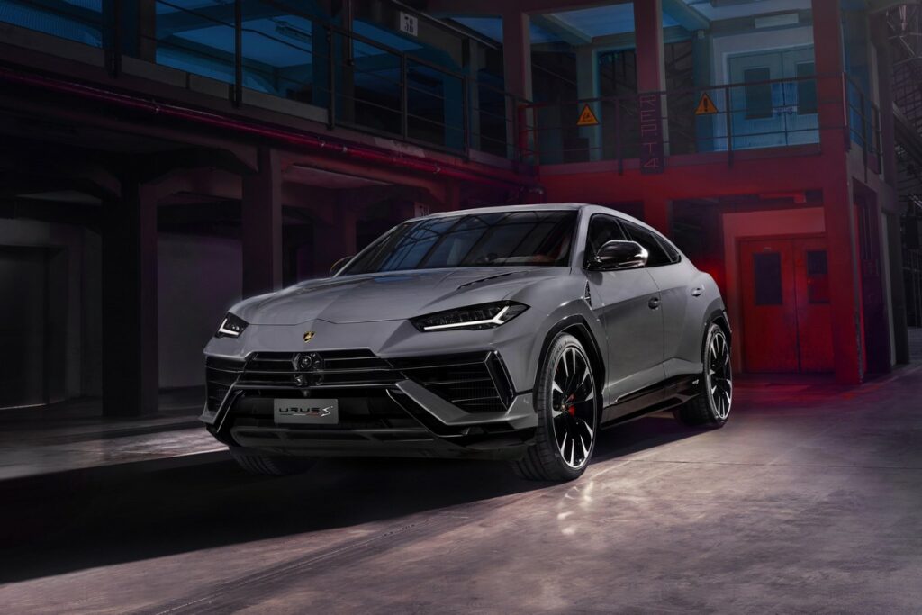 Lamborghini Urus S, il SUV da 666 CV a partire da 195.538 euro più tasse varie