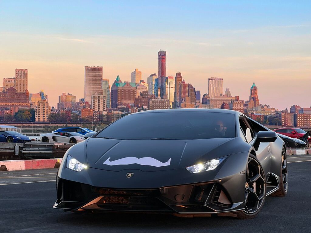 Automobili Lamborghini Movember: le iniziative in tutto il mondo